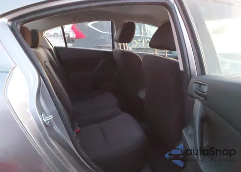 2010 Mazda Mazda3 I Sport z USA, uszkodzony, nr VIN JM1BL1SF3A1238377